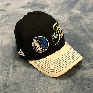 Adidas Dallas Mavericks 2011 finals cap